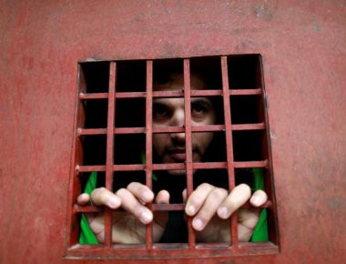 Φυλακισμένο μέλος της ISIS αποκαλύπτει: Οι βιασμοί και οι εκτελέσεις ήταν κάτι φυσιολογικό (φωτό)